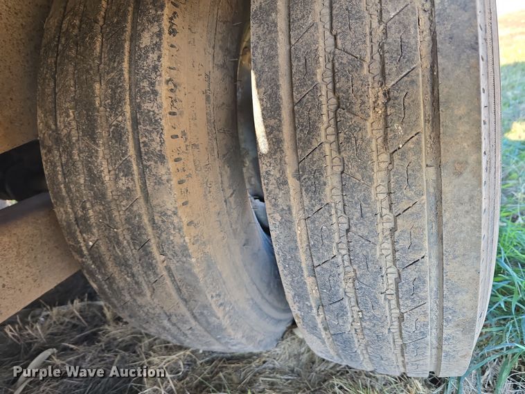 image for item DV0037 2004 Belshe equipment trailer