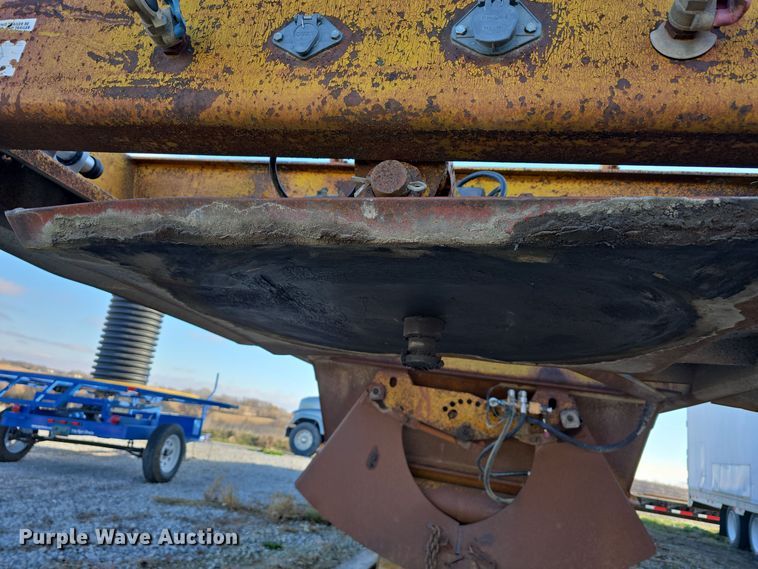 image for item DV0038 1979 Load King 2030 bottom dump trailer