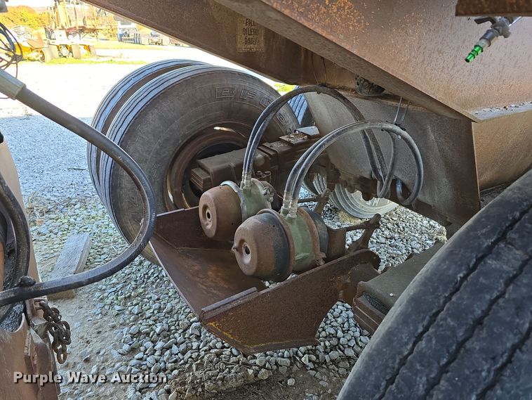 image for item DV0038 1979 Load King 2030 bottom dump trailer