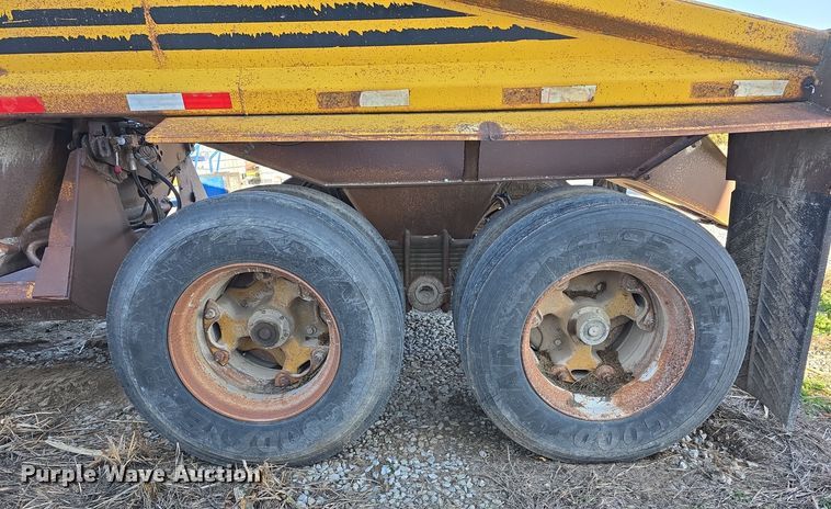 image for item DV0038 1979 Load King 2030 bottom dump trailer