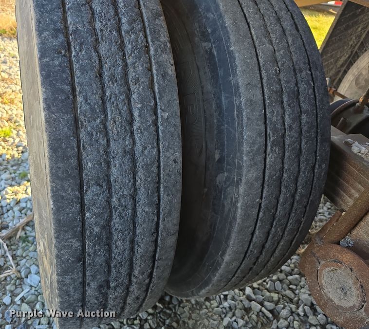 image for item DV0038 1979 Load King 2030 bottom dump trailer