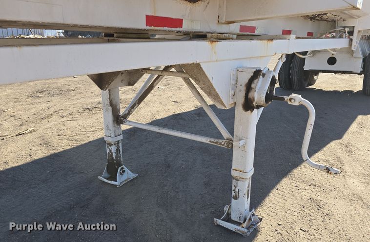 image for item DV0093 1999 Lufkin ULDII-38 end dump trailer
