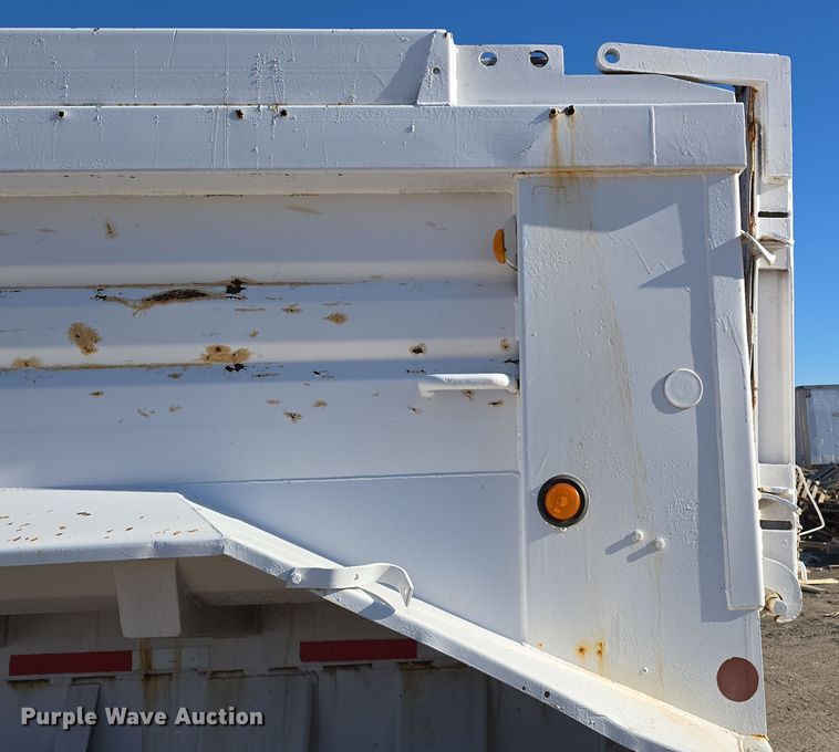 image for item DV0093 1999 Lufkin ULDII-38 end dump trailer