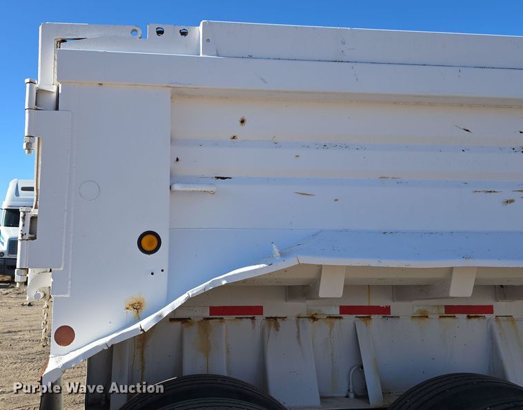 image for item DV0093 1999 Lufkin ULDII-38 end dump trailer