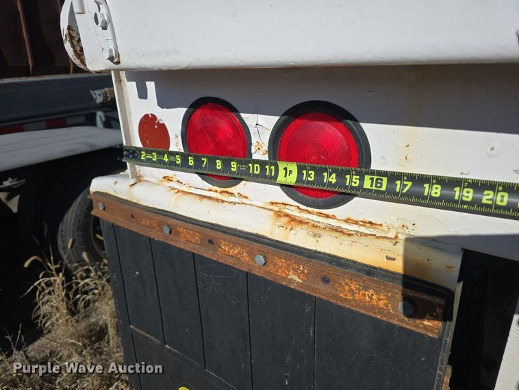 image for item DV0093 1999 Lufkin ULDII-38 end dump trailer