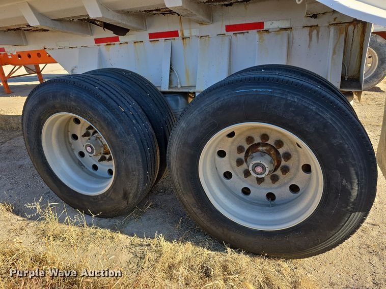 image for item DV0093 1999 Lufkin ULDII-38 end dump trailer