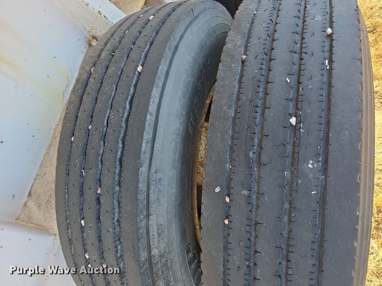 image for item DV0093 1999 Lufkin ULDII-38 end dump trailer