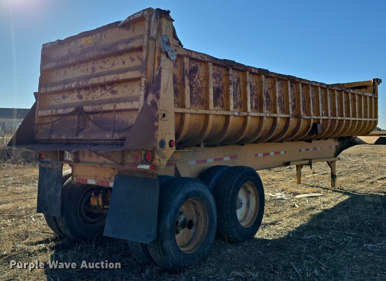 image for item DV0094 1987 Fruehauf end dump trailer