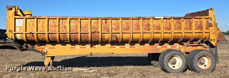 image for item DV0094 1987 Fruehauf end dump trailer