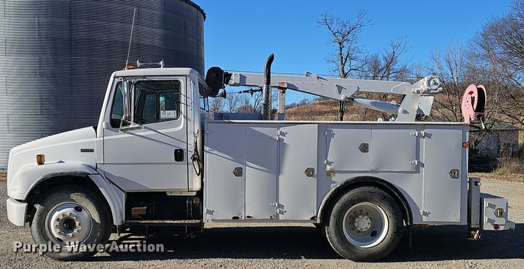 image for item DV0102 1998 Freightliner FL70 Business Class utility / service truck