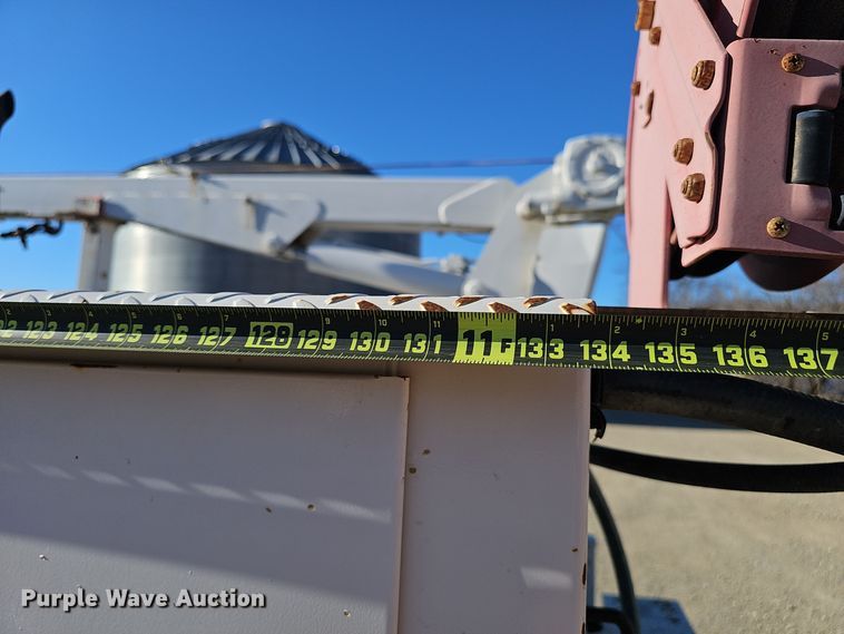 image for item DV0102 1998 Freightliner FL70 Business Class utility / service truck