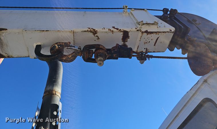 image for item DV0102 1998 Freightliner FL70 Business Class utility / service truck