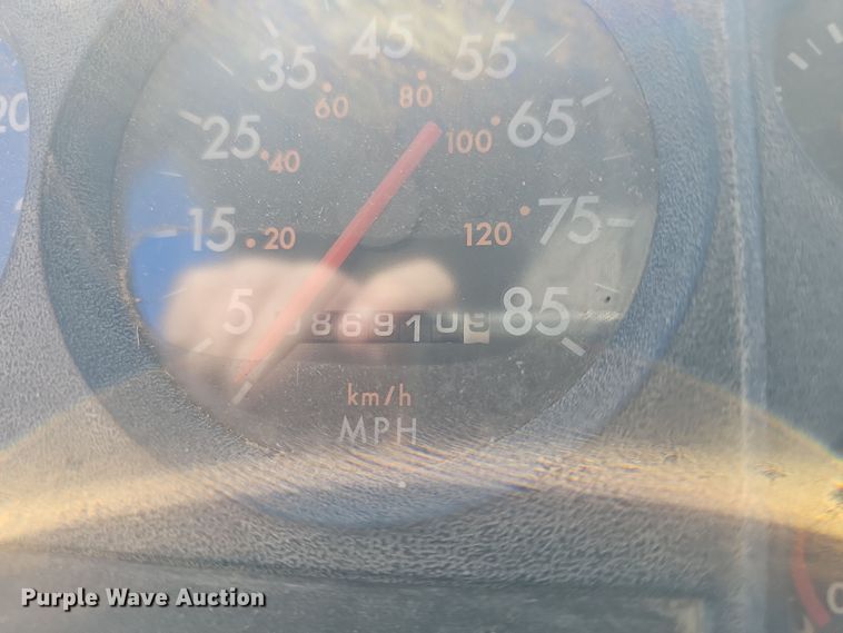 image for item DV0102 1998 Freightliner FL70 Business Class utility / service truck