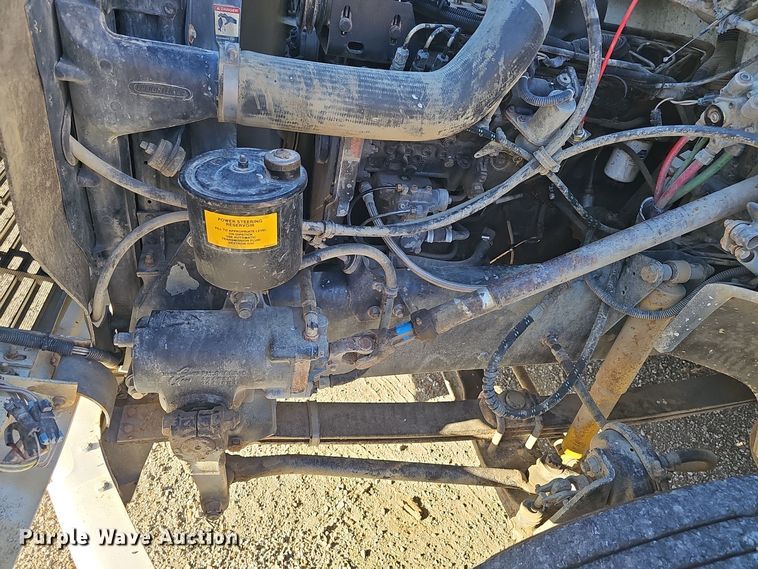 image for item DV0102 1998 Freightliner FL70 Business Class utility / service truck