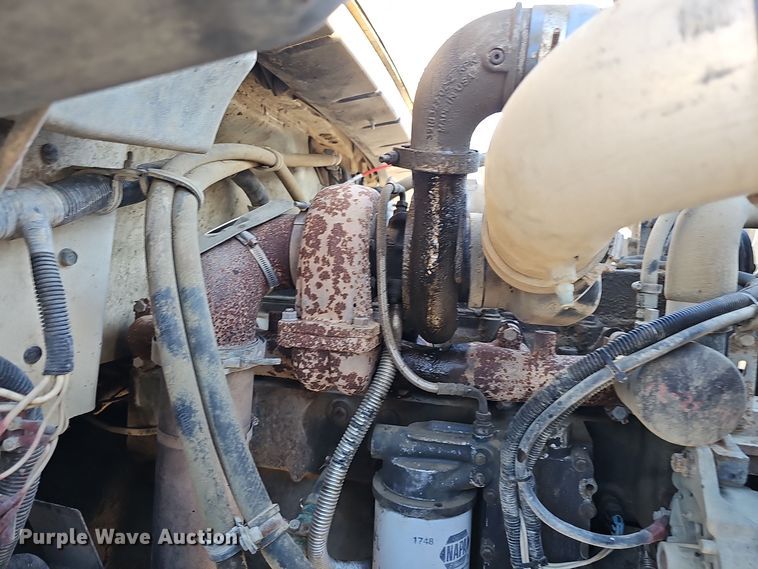 image for item DV0102 1998 Freightliner FL70 Business Class utility / service truck