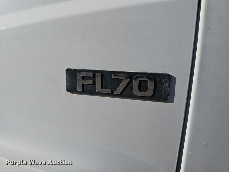 image for item DV0102 1998 Freightliner FL70 Business Class utility / service truck