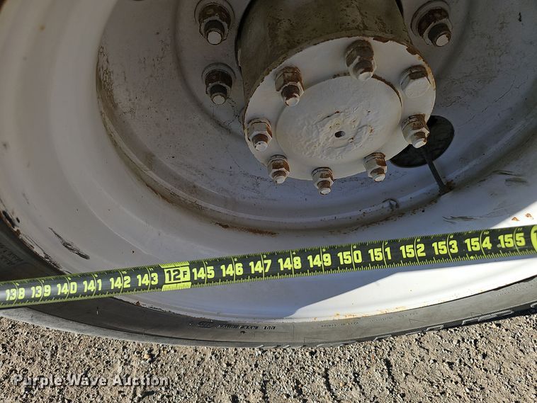 image for item DV0102 1998 Freightliner FL70 Business Class utility / service truck