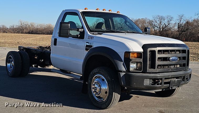 image for item DV0130 2008 Ford F550 Super Duty truck cab and chassis