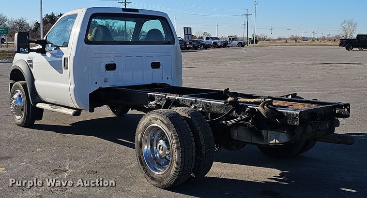 image for item DV0130 2008 Ford F550 Super Duty truck cab and chassis