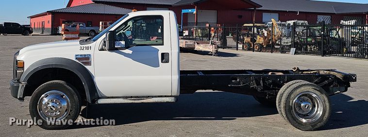 image for item DV0130 2008 Ford F550 Super Duty truck cab and chassis