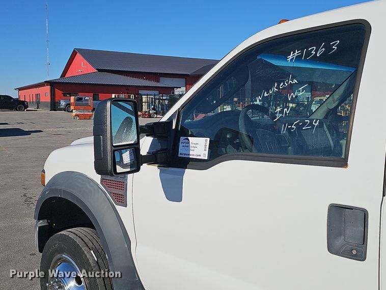 image for item DV0130 2008 Ford F550 Super Duty truck cab and chassis