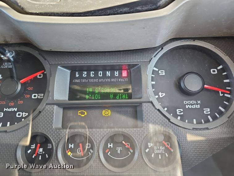 image for item DV0130 2008 Ford F550 Super Duty truck cab and chassis