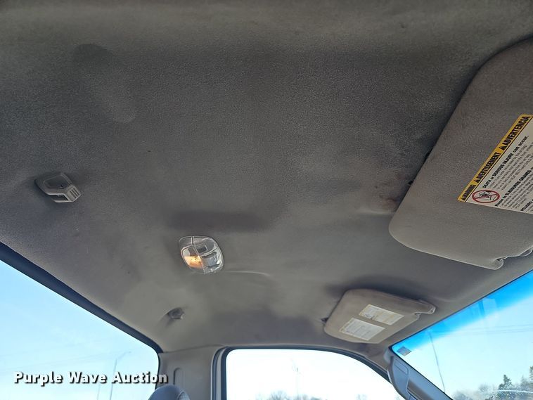 image for item DV0130 2008 Ford F550 Super Duty truck cab and chassis