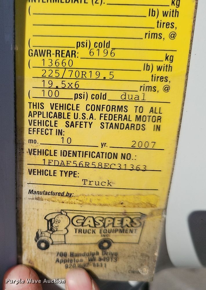 image for item DV0130 2008 Ford F550 Super Duty truck cab and chassis