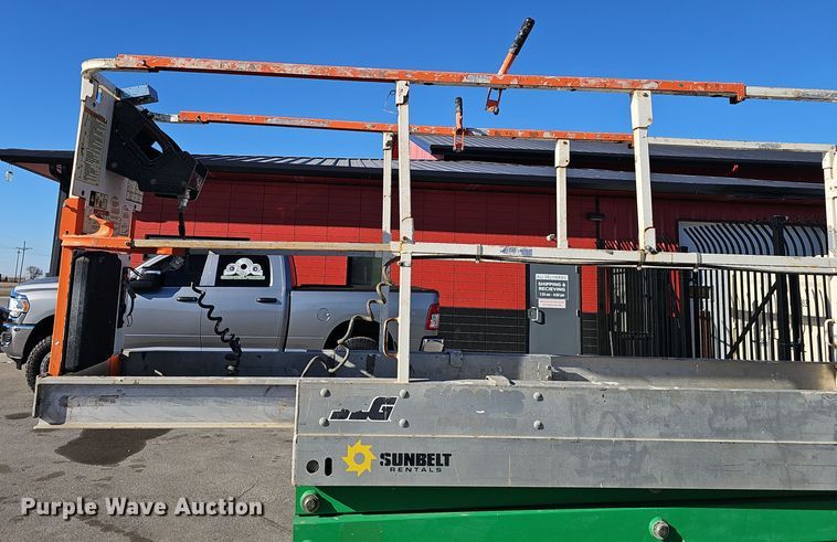image for item DV0133 2014 JLG 2630ES scissor lift