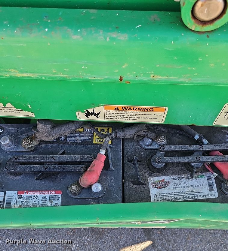 image for item DV0133 2014 JLG 2630ES scissor lift