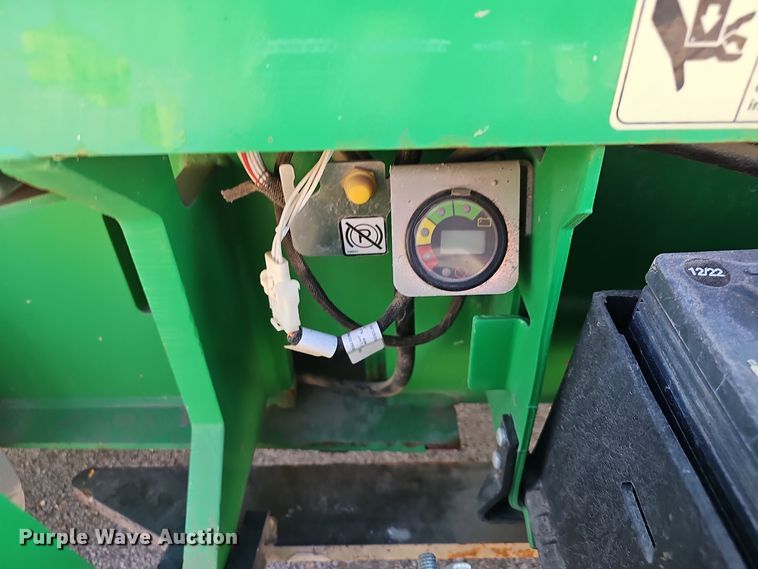 image for item DV0133 2014 JLG 2630ES scissor lift