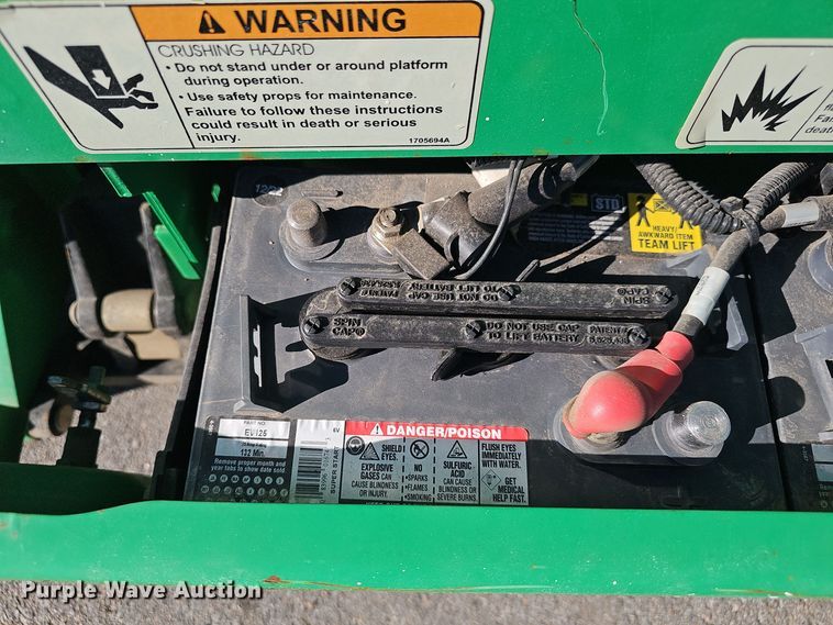 image for item DV0133 2014 JLG 2630ES scissor lift