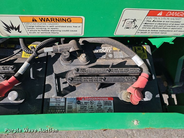 image for item DV0133 2014 JLG 2630ES scissor lift