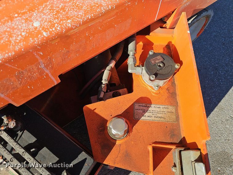 image for item DV0134 2017 Snorkel S3219E scissor lift