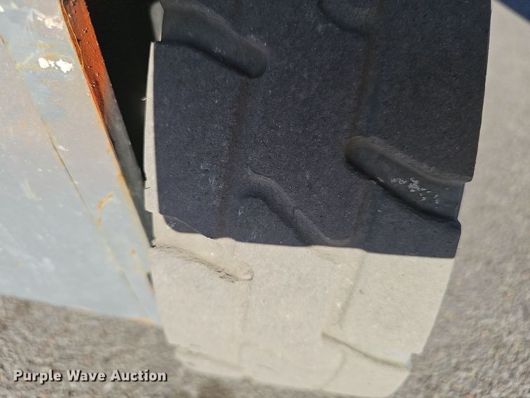 image for item DV0134 2017 Snorkel S3219E scissor lift