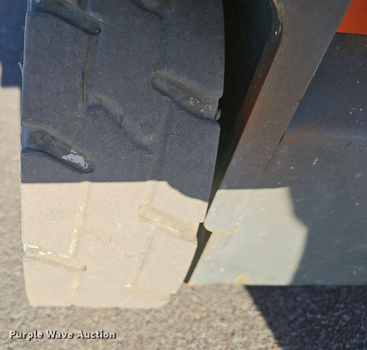 image for item DV0134 2017 Snorkel S3219E scissor lift