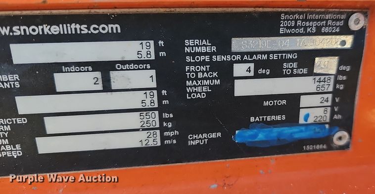 image for item DV0134 2017 Snorkel S3219E scissor lift