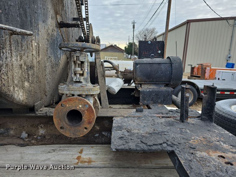 image for item DV0155 Asphalt tank