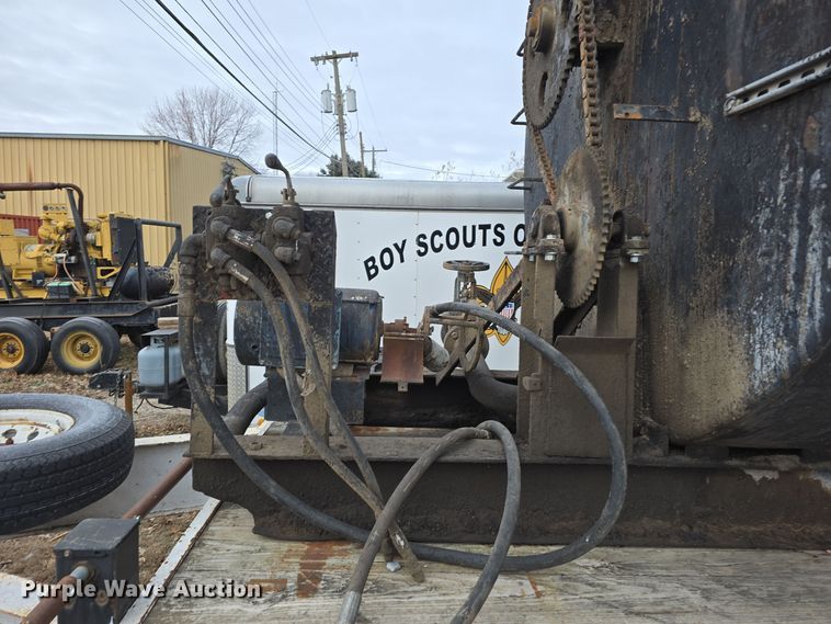 image for item DV0155 Asphalt tank