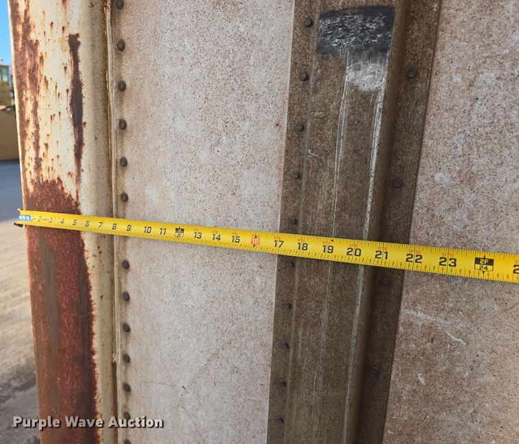 image for item DV0176 1993 Monon MXX-DC-00-48WX1 storage container