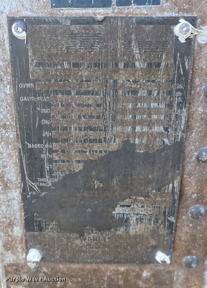 image for item DV0177 1992 Monon MAX-DC-00-48WXT storage container