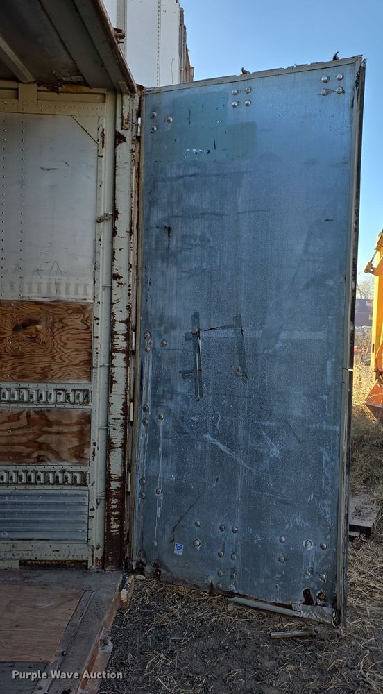 image for item DV0178 1994 Monon MXX-DC-00-48WXT storage container