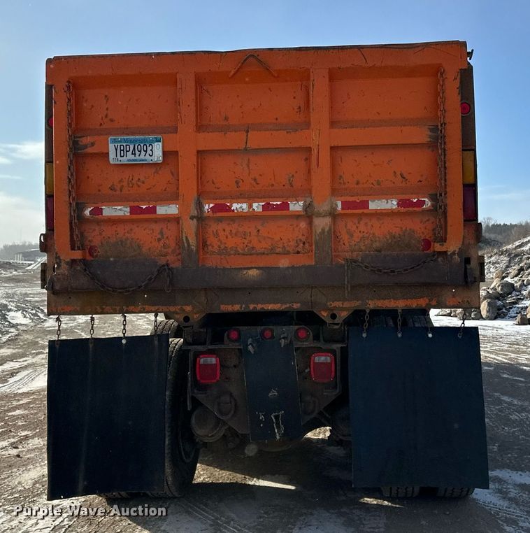 image for item DV0542 2003 Sterling dump truck