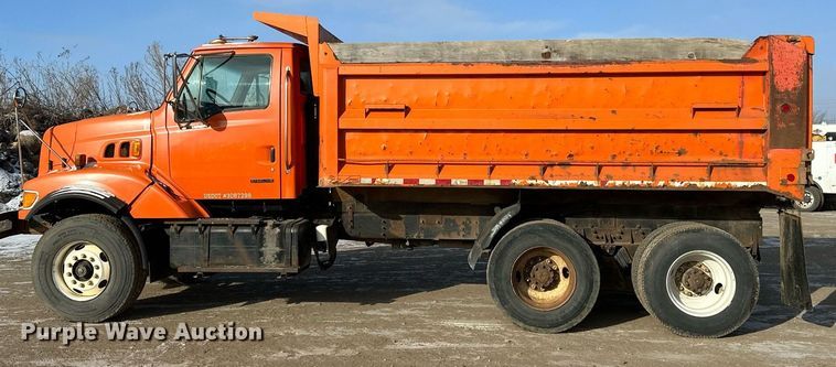 image for item DV0542 2003 Sterling dump truck