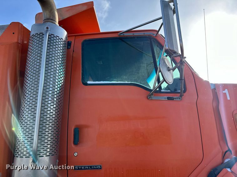 image for item DV0542 2003 Sterling dump truck