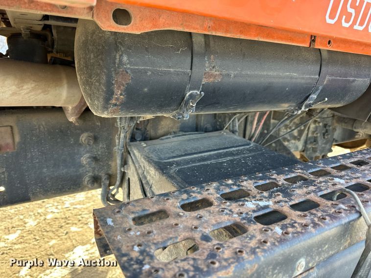 image for item DV0542 2003 Sterling dump truck