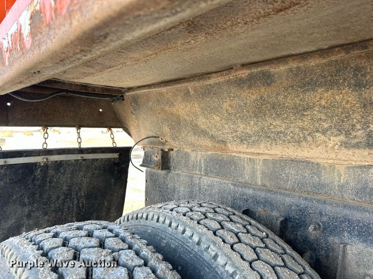 image for item DV0542 2003 Sterling dump truck