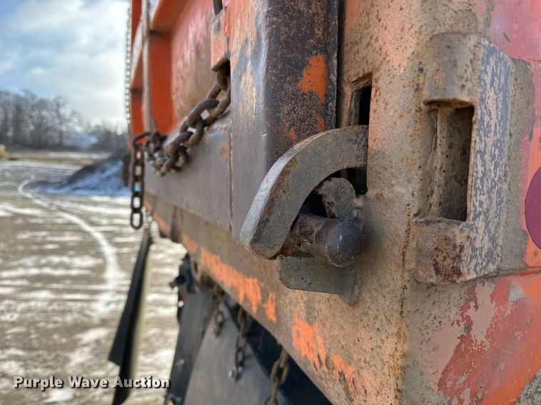 image for item DV0542 2003 Sterling dump truck