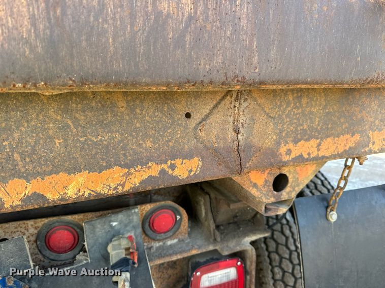 image for item DV0542 2003 Sterling dump truck