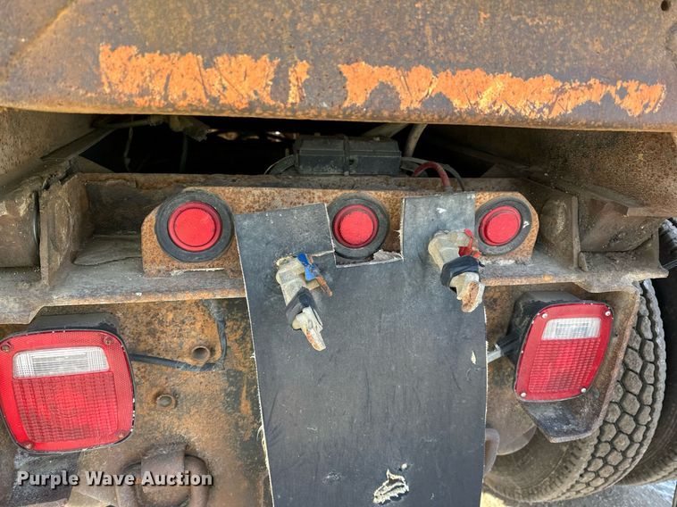 image for item DV0542 2003 Sterling dump truck